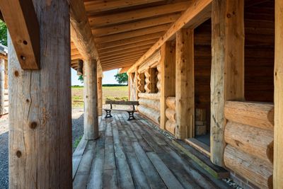 porch2.jpg
